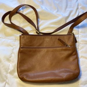 Fossil bag (Issue NO. 1954)